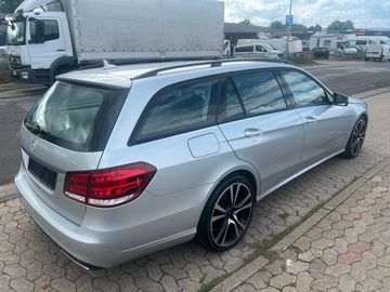 Mercedes E 350 - 11