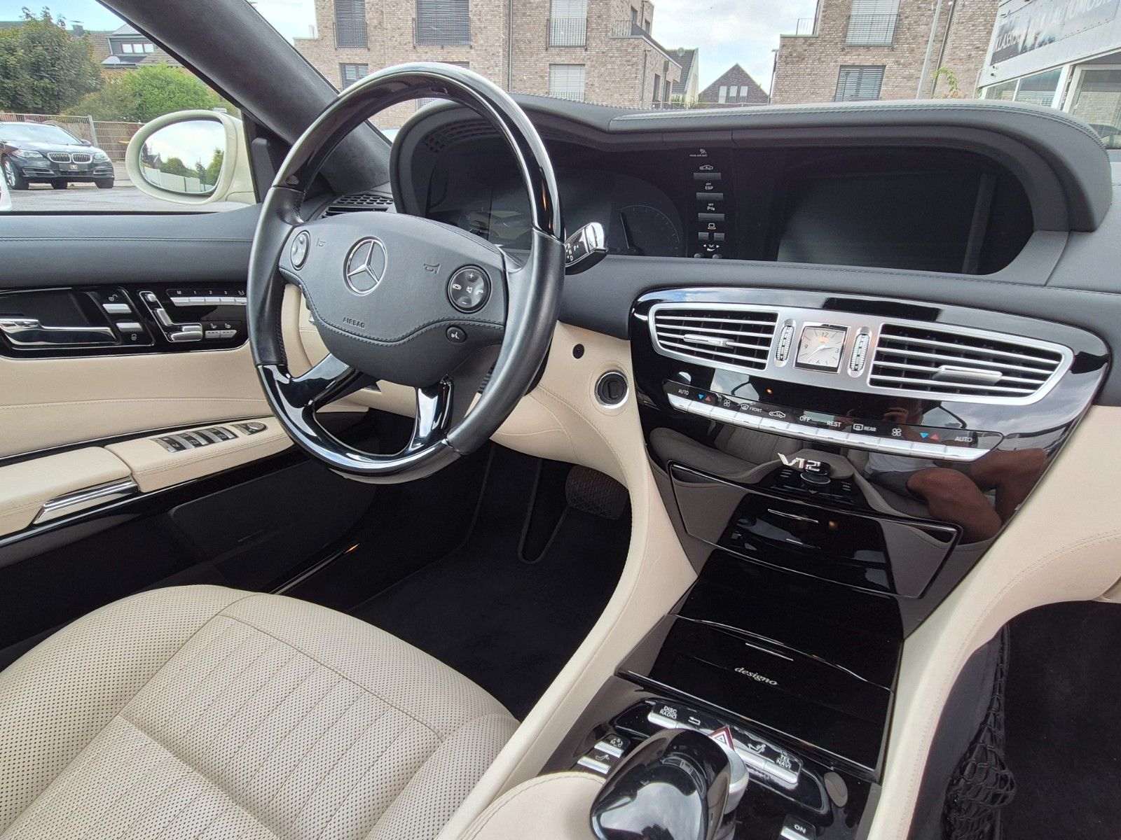 Fahrzeugabbildung Mercedes-Benz CL 600/Designo Interieur+Exterieur/Sammlerzust.