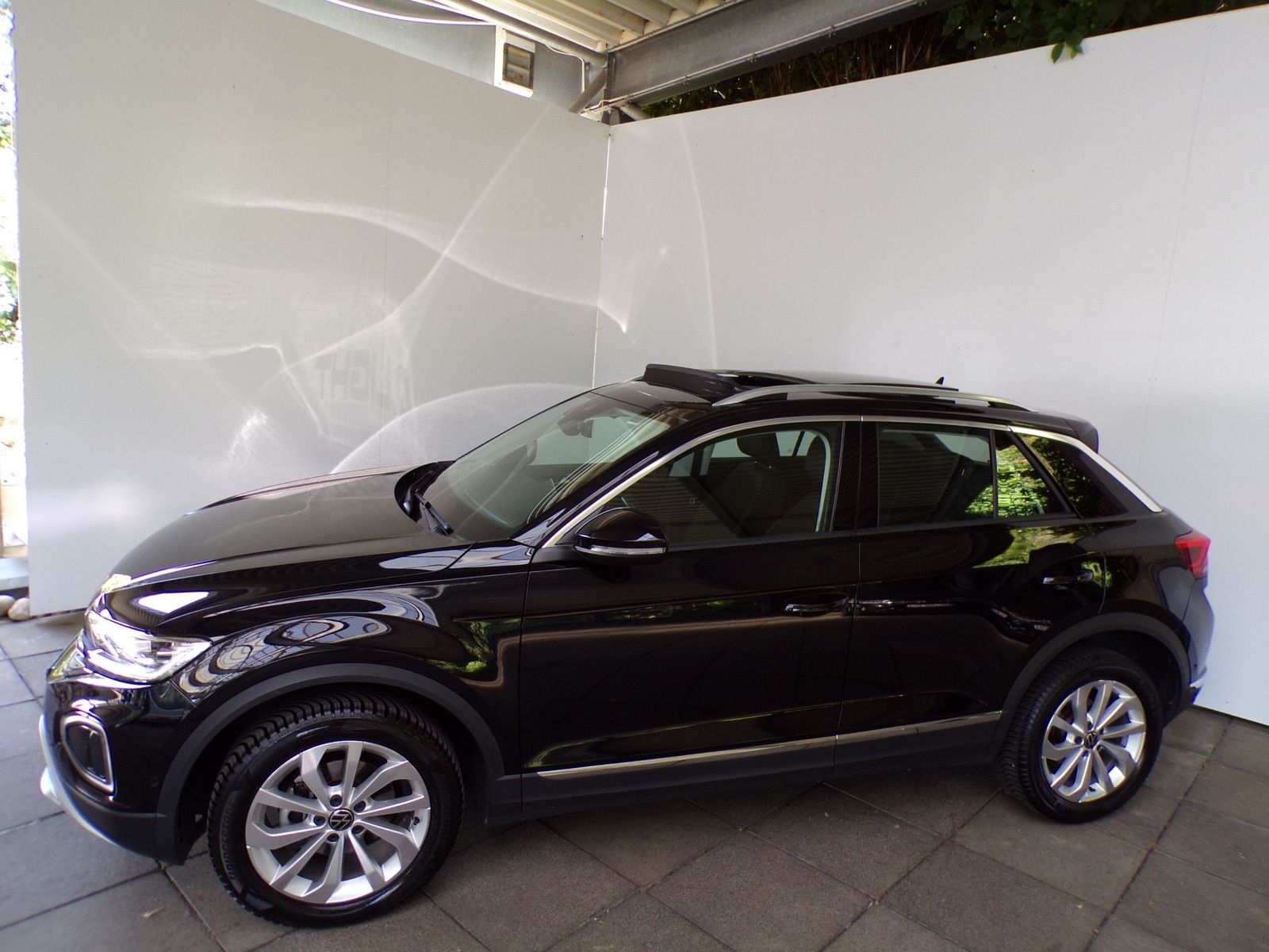 Volkswagen T-ROC 1.5 TSI DSG STYLE AHK PANO ALCANTARA foto 5