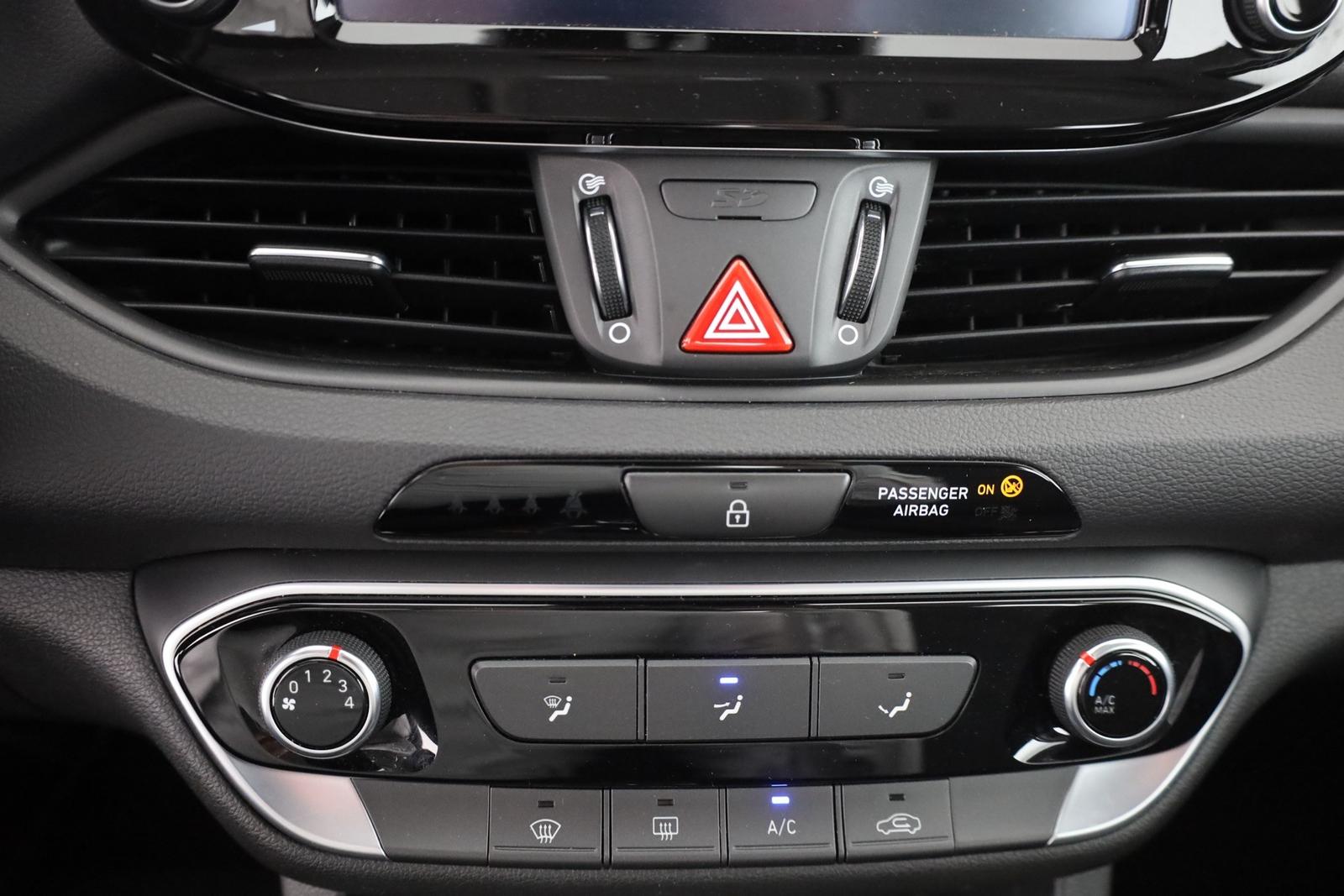 Hyundai i30 1.0 T-GDI Select Navi Android Apple Tempomat