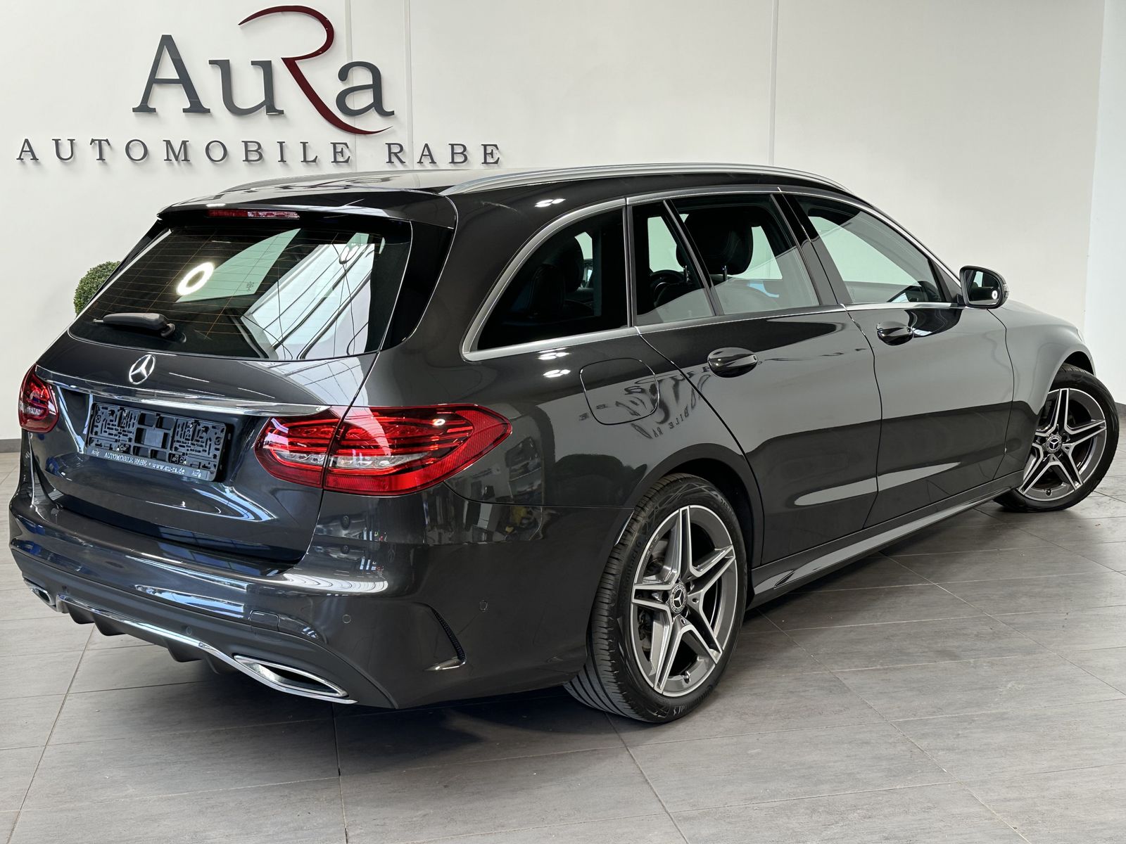 Fahrzeugabbildung Mercedes-Benz C 300d T AMG-Line NAV+LED+BURMESTER+VCOCKPIT+HUD