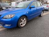 Mazda 3 Lim. 1.6 Sport Comfort - Mazda 3: Comfort
