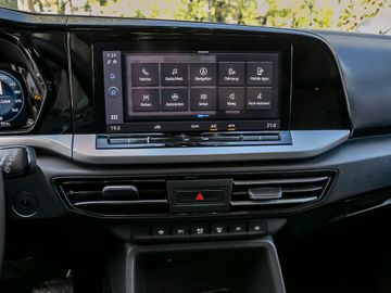 Ford Tourneo Connect 2.0 Titanium Kamera Navi ACC