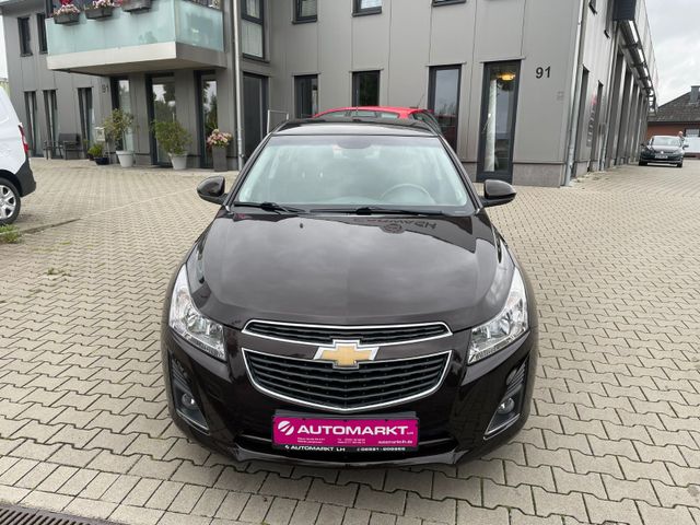 Chevrolet Cruze Hatchback LT + 1.4 140PS Allwetter Navi