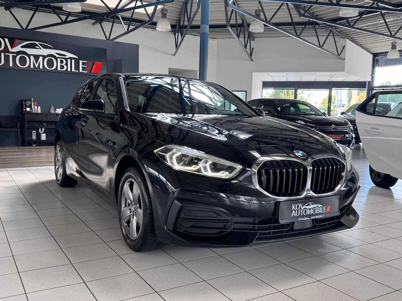 BMW 116 i Limousine Advantage/SHZ/LED/TÜV neu, миниатюра 2
