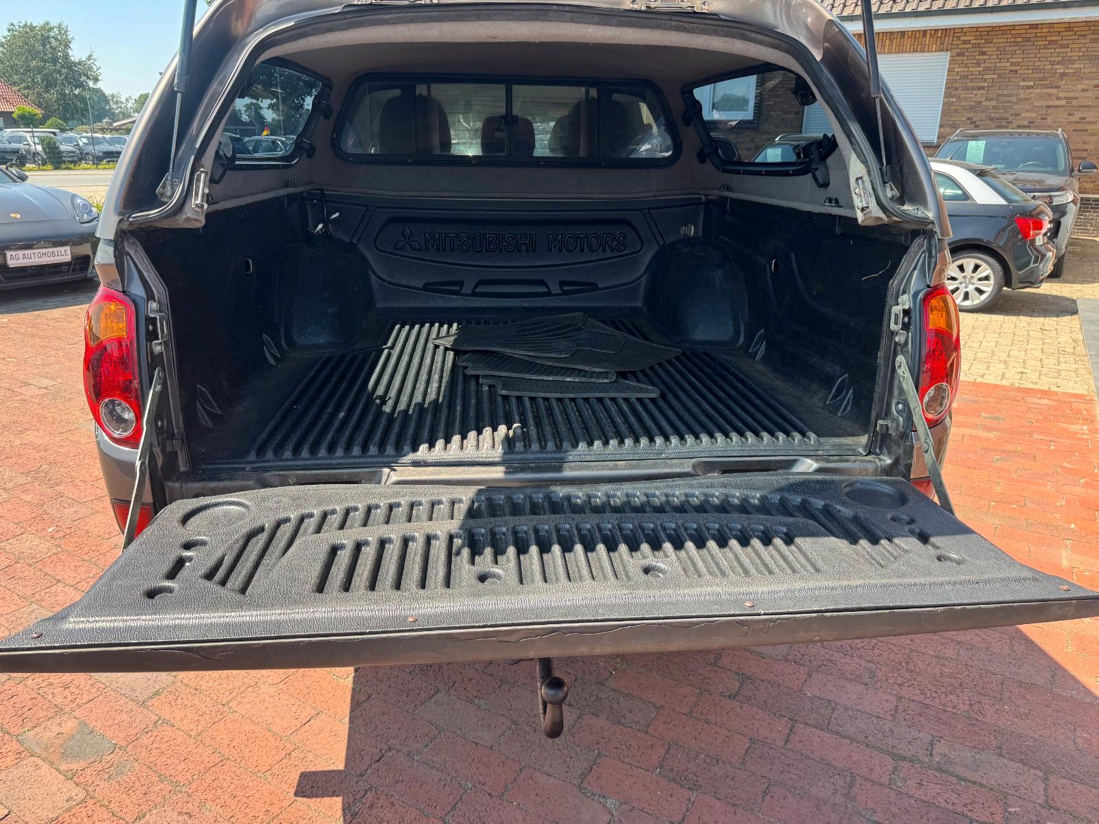 Mitsubishi L200 Intense Doppelkabine 4WD/Hardtop/Klima/