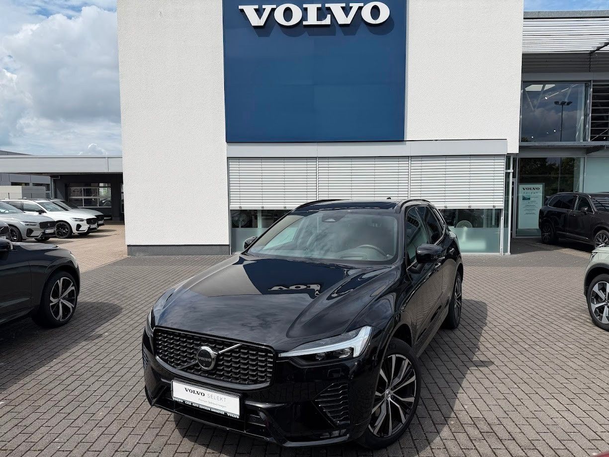 Volvo XC60 B5 Ultimate Dark AWD foto 1