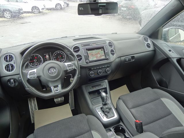 Fahrzeugabbildung Volkswagen Tiguan R-LINE/4Motion/1.Hd/Pano/AHK/Navi/SitzH/