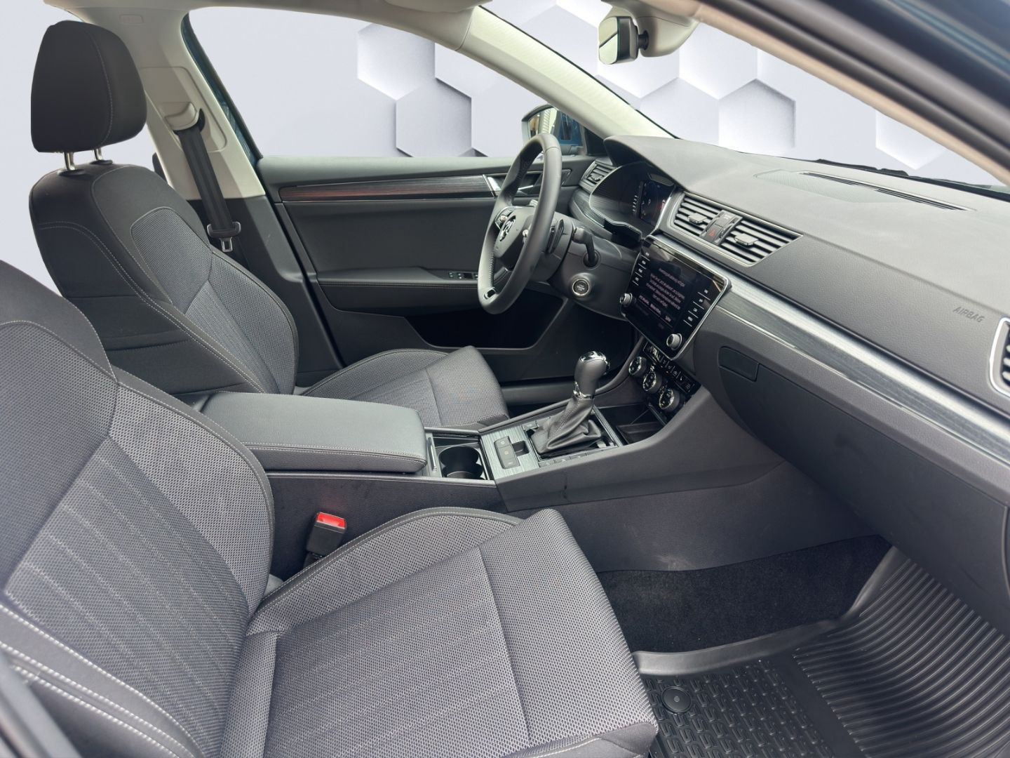 Superb Combi Style 1.5 TSI 110KW DSG AHZV FrontA