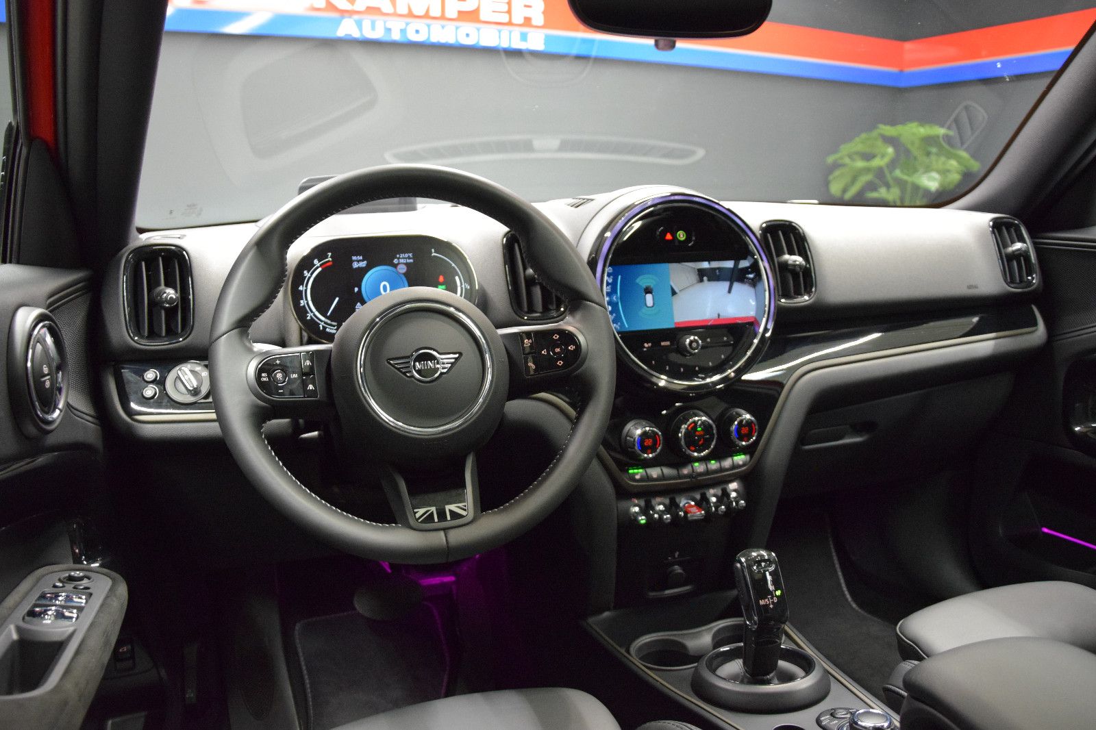 Fahrzeugabbildung MINI Cooper Countryman YOURS Pano HuD Leder AHK Memor