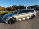 Volkswagen Passat Variant 2.0 TDI  4M Highline // HEADUP - VW Passat Variant von privat