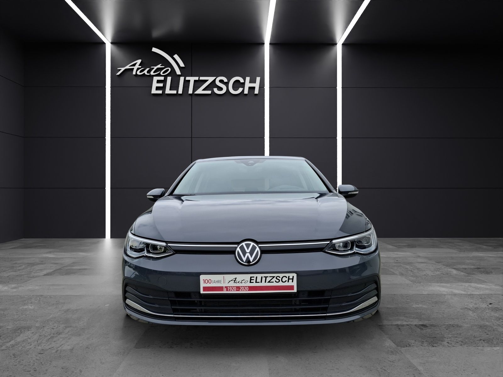 Fahrzeugabbildung Volkswagen Golf VIII TSI Active Standhzg. LEDplus Navi HUD