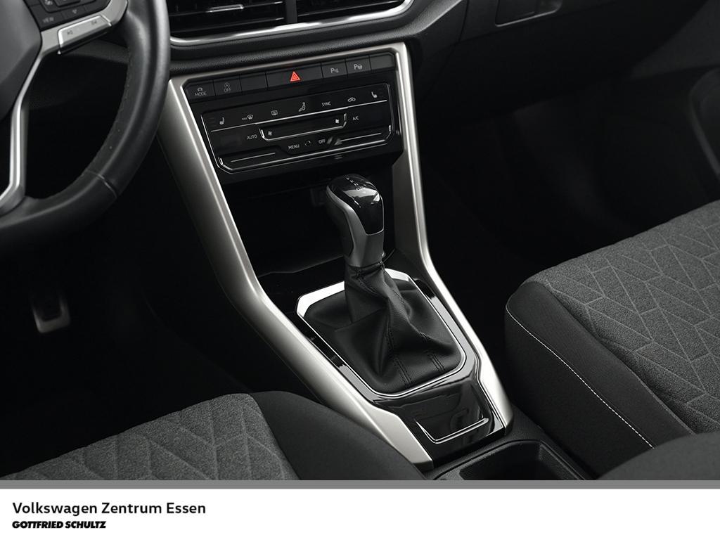 Volkswagen T-Roc Move TSI DSG LED Navi R-Kamera Sitzhzg