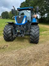 New Holland T7.230AC - New Holland Schlepper
