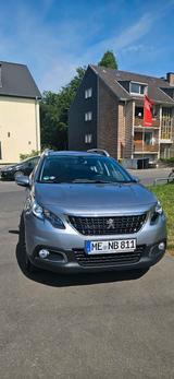 Peugeot Kleiner, sparsamer SUV Peugot/ Type 2008 z... - : Kleine