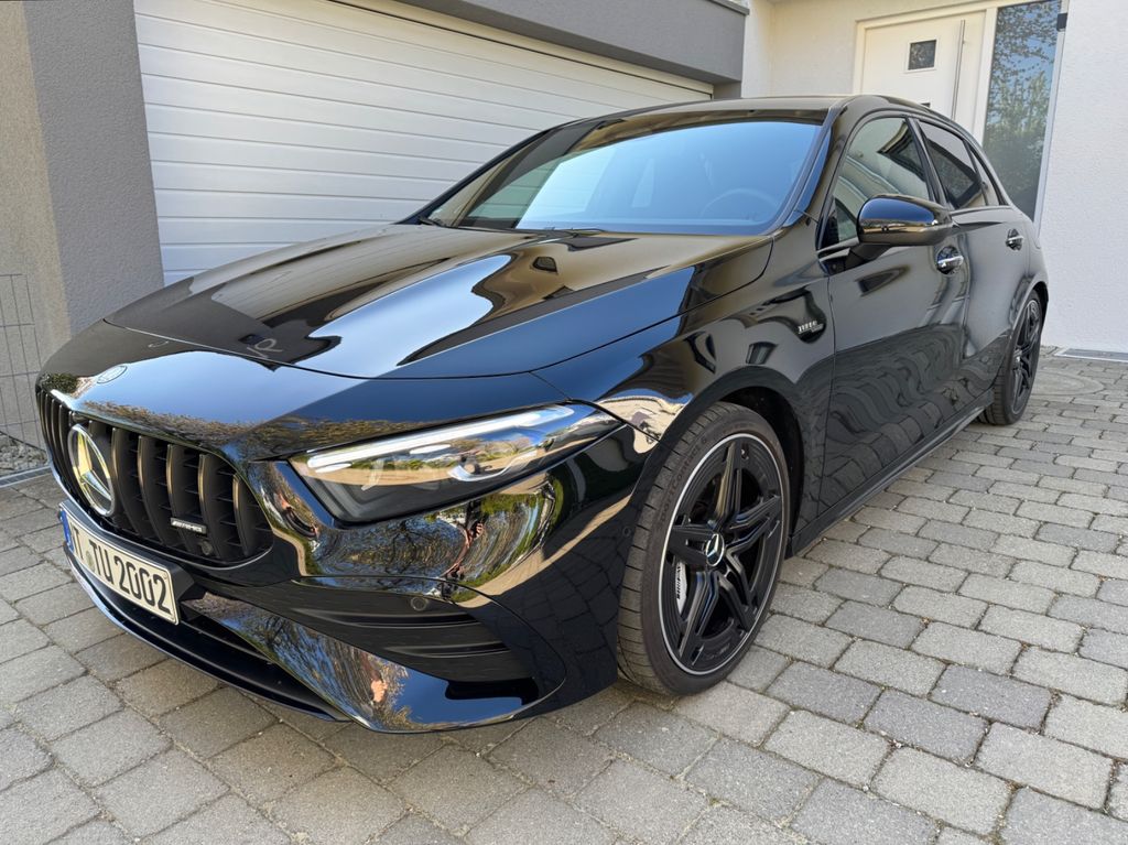 Mercedes-Benz A 35 AMG