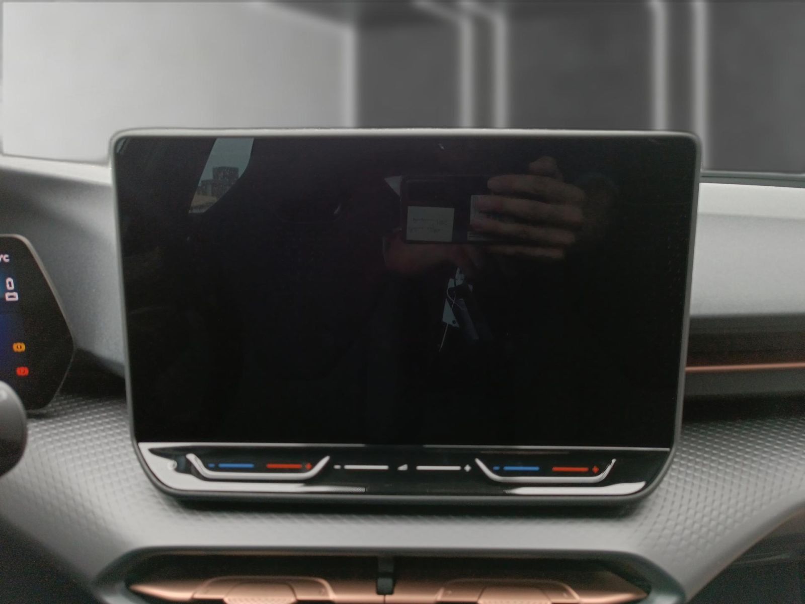 Cupra Raval - Bild 14