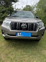 Toyota Land Cruiser 2.8 D-4D Automatik Rentnerfahrzeug - Toyota Land Cruiser Gebrauchtwagen in Augsburg