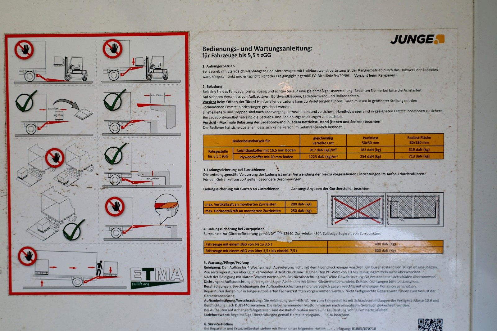 Fahrzeugabbildung Iveco Daily 35C16 ,Daily,KOFFER / LBW-6, Ladebordwand