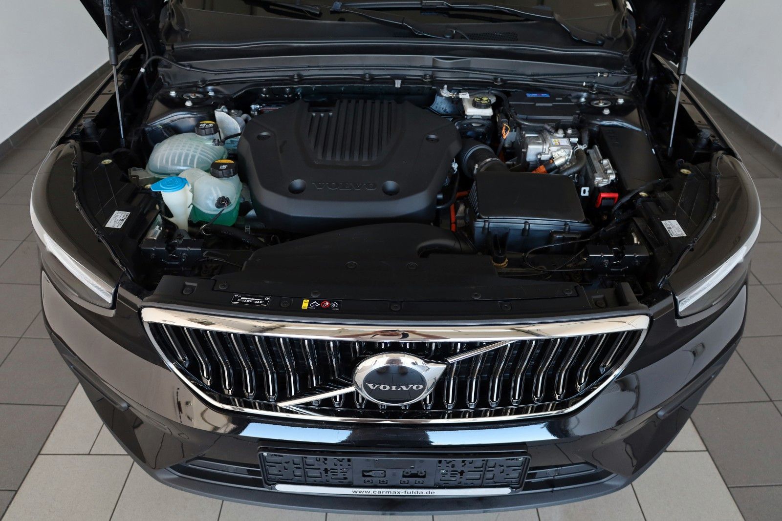 Fahrzeugabbildung Volvo XC40 Core Recharge,Leder,Navi,LED,SH,Kamera,AHK