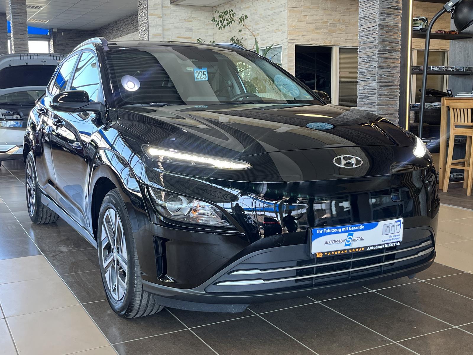 Hyundai KONA Kona Edition 30+ R.Cam Navi Krell SHZ LED DAB