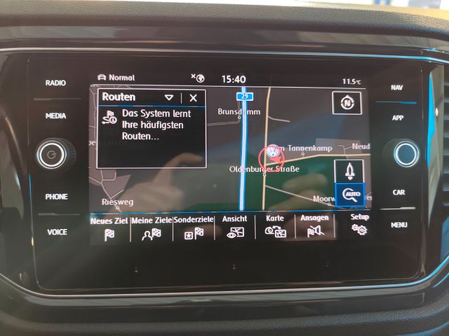 T-Roc Sport 4Motion *PANO*AHK*Kamera*Navi*APP