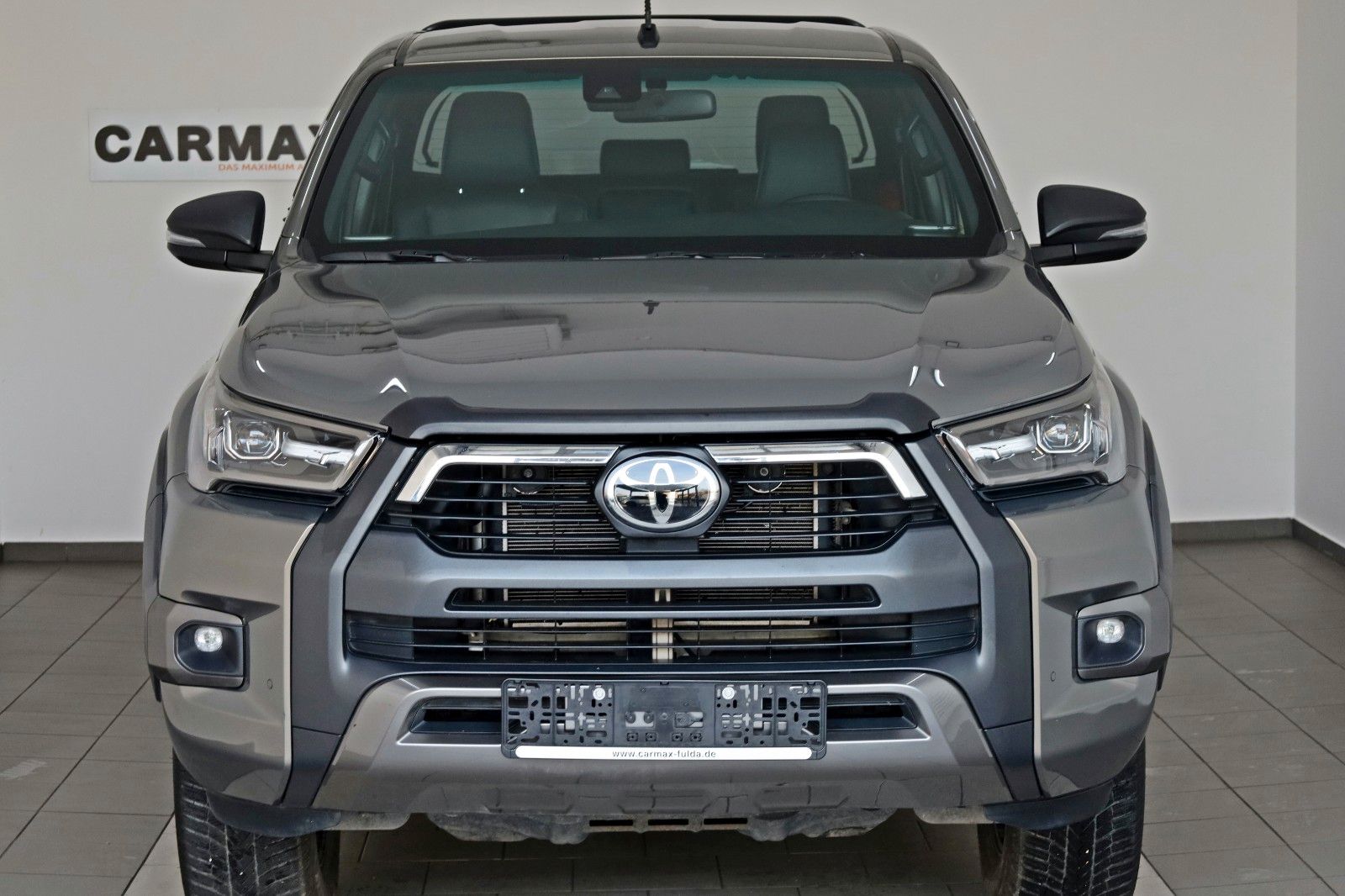 Fahrzeugabbildung Toyota Hilux 2.8 D-4D 4x4Invincible,Leder,ACC,Rollo,AHK