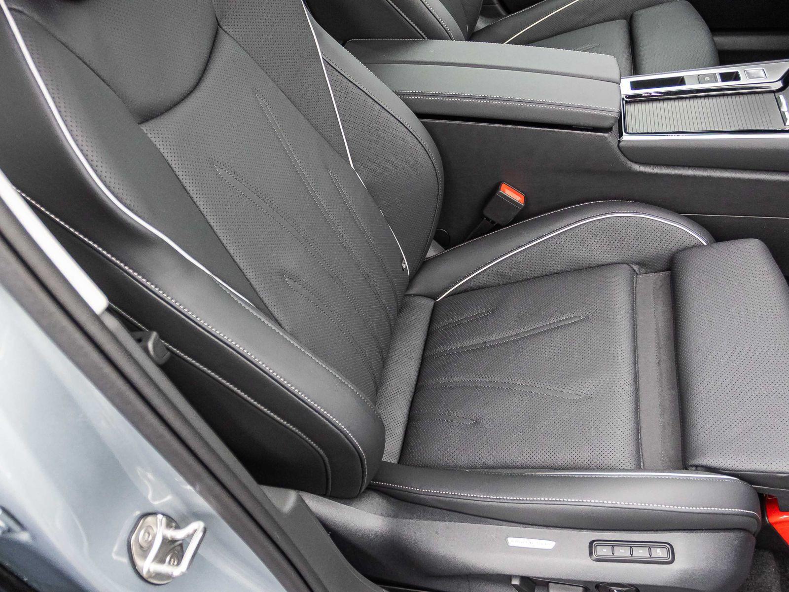 Volkswagen Passat Variant Elegance 1.5 eHybrid DSG Navi LED