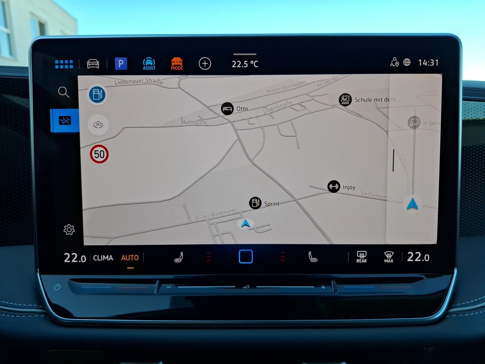 Fahrzeugabbildung Volkswagen Passat Variant eTSI Business DSG LED Navi AID HU
