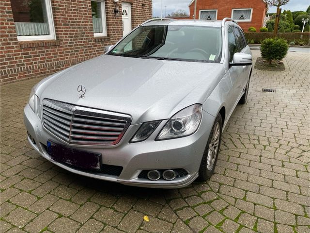 Mercedes-Benz Mercedes E220CDI