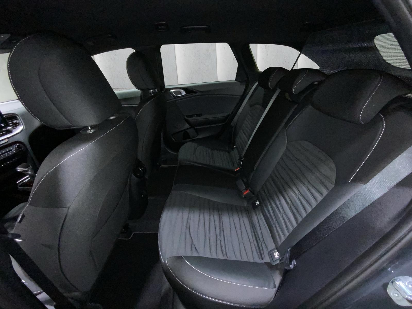 Kia cee'd GT-line 1.5 T-GDI DCT SW Kombi. 103 kW. 5-