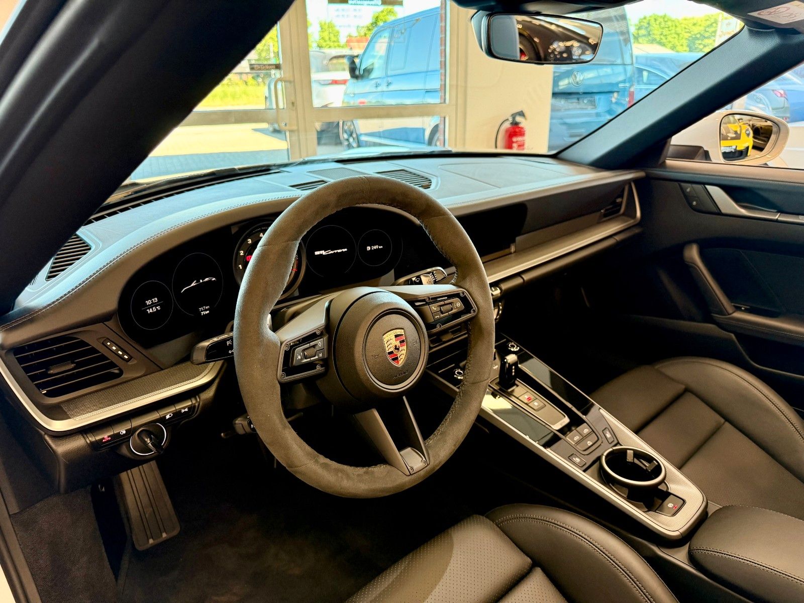 Fahrzeugabbildung Porsche 911 992 Carrera Cabrio Sportabgas/ACC/18-Wege