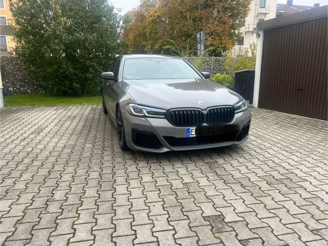 BMW 545e xDrive  M Sport Laser Massage Garantie 