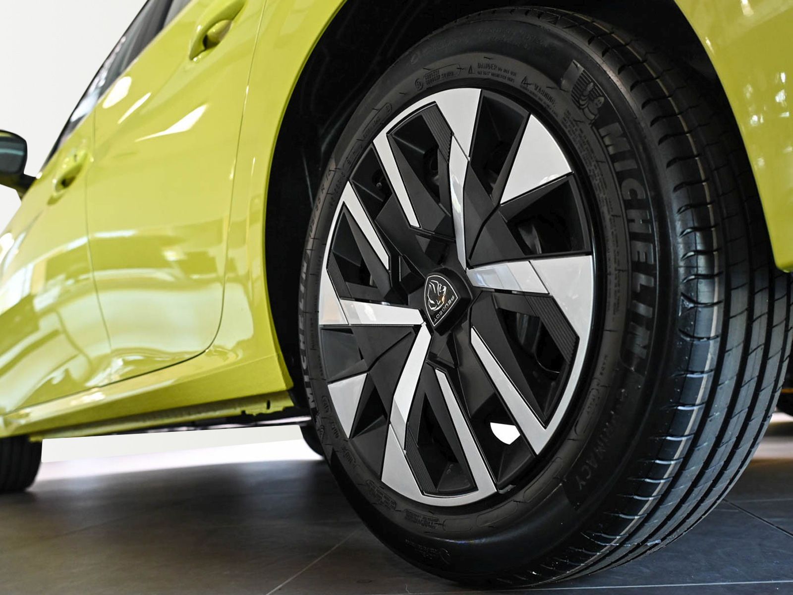 Peugeot 208 - Bild 3