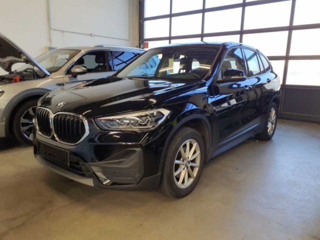 BMW X1 sDrive18d Advantage Business LED Navi SHZ PDC