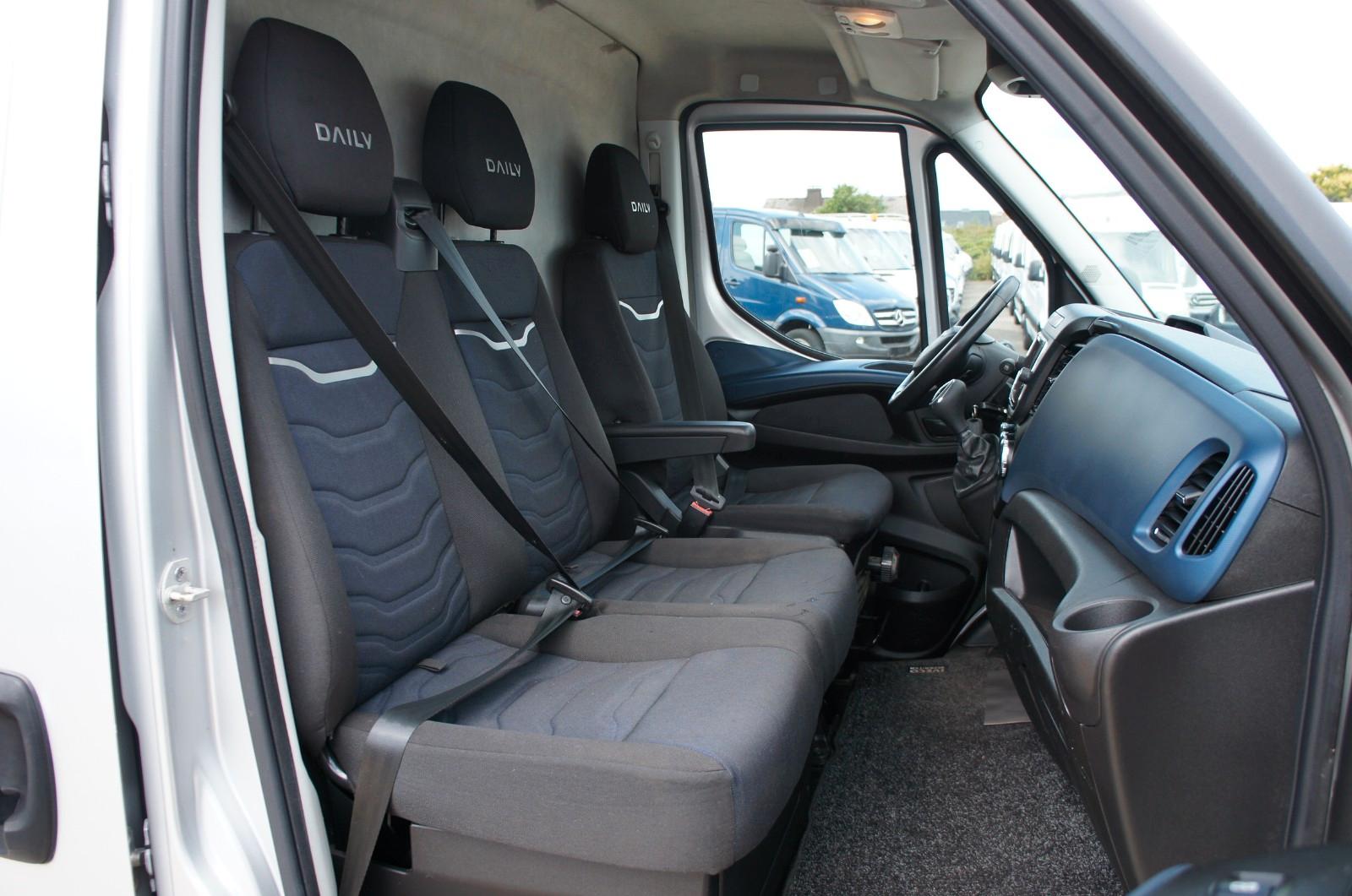 Iveco Daily 35S18 3.0 HPi L5H2 Hi-Matic 132KW Euro 6