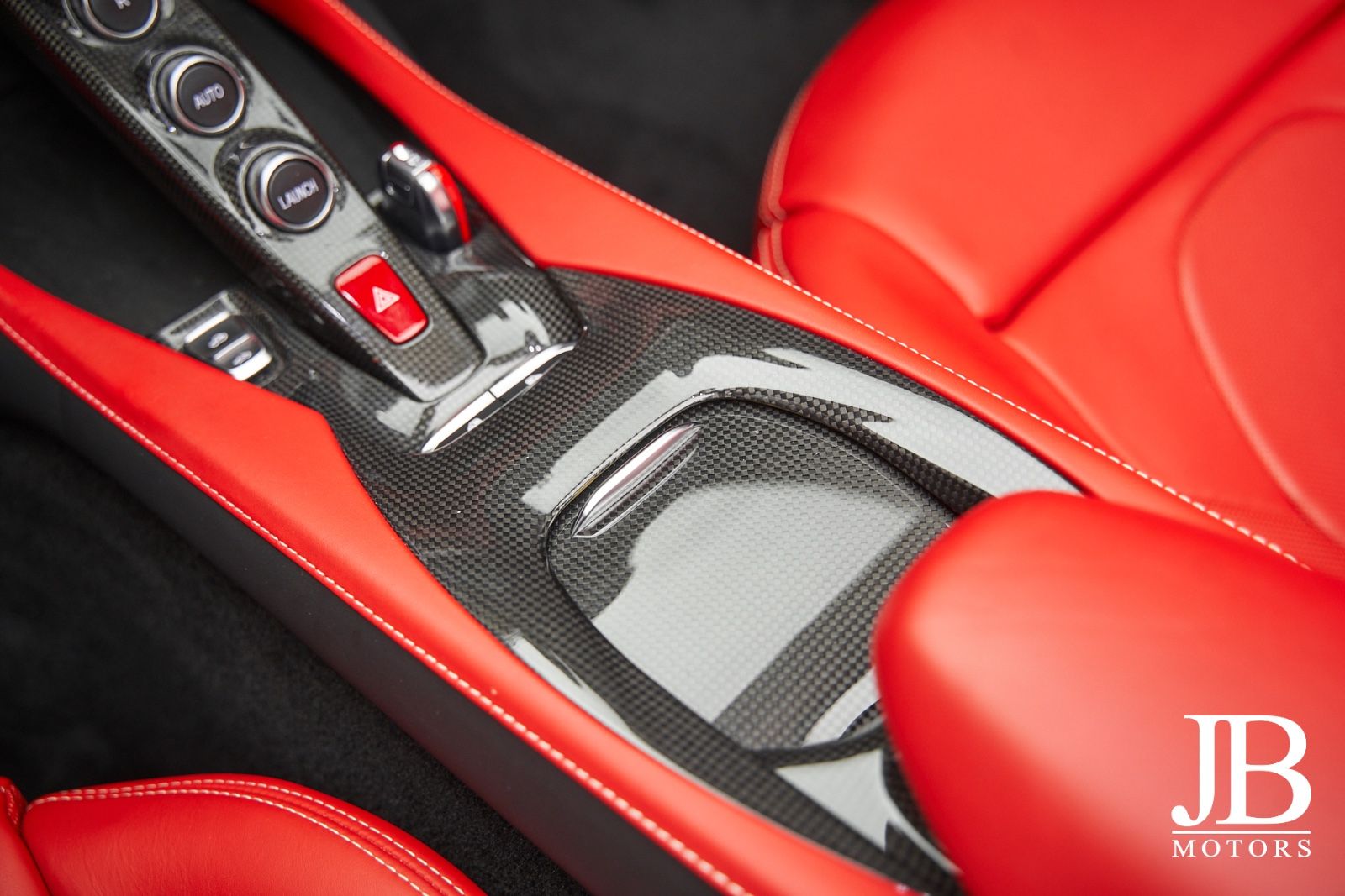 Fahrzeugabbildung Ferrari Portofino M Carbon LED JBL Surround Magneride