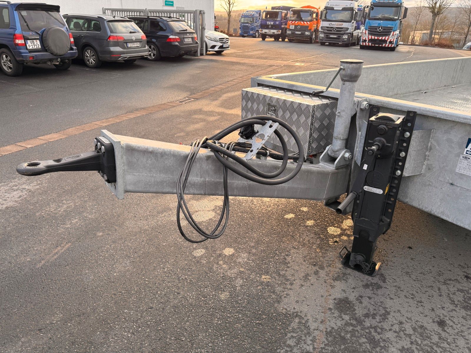 Fahrzeugabbildung Wörmann BauTL105.55/200 Rampen verzinkt