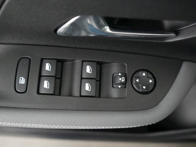 Mokka B ELEGANCE+NAVI+BLUETOOTH+SITZ-/LENKRADHEI