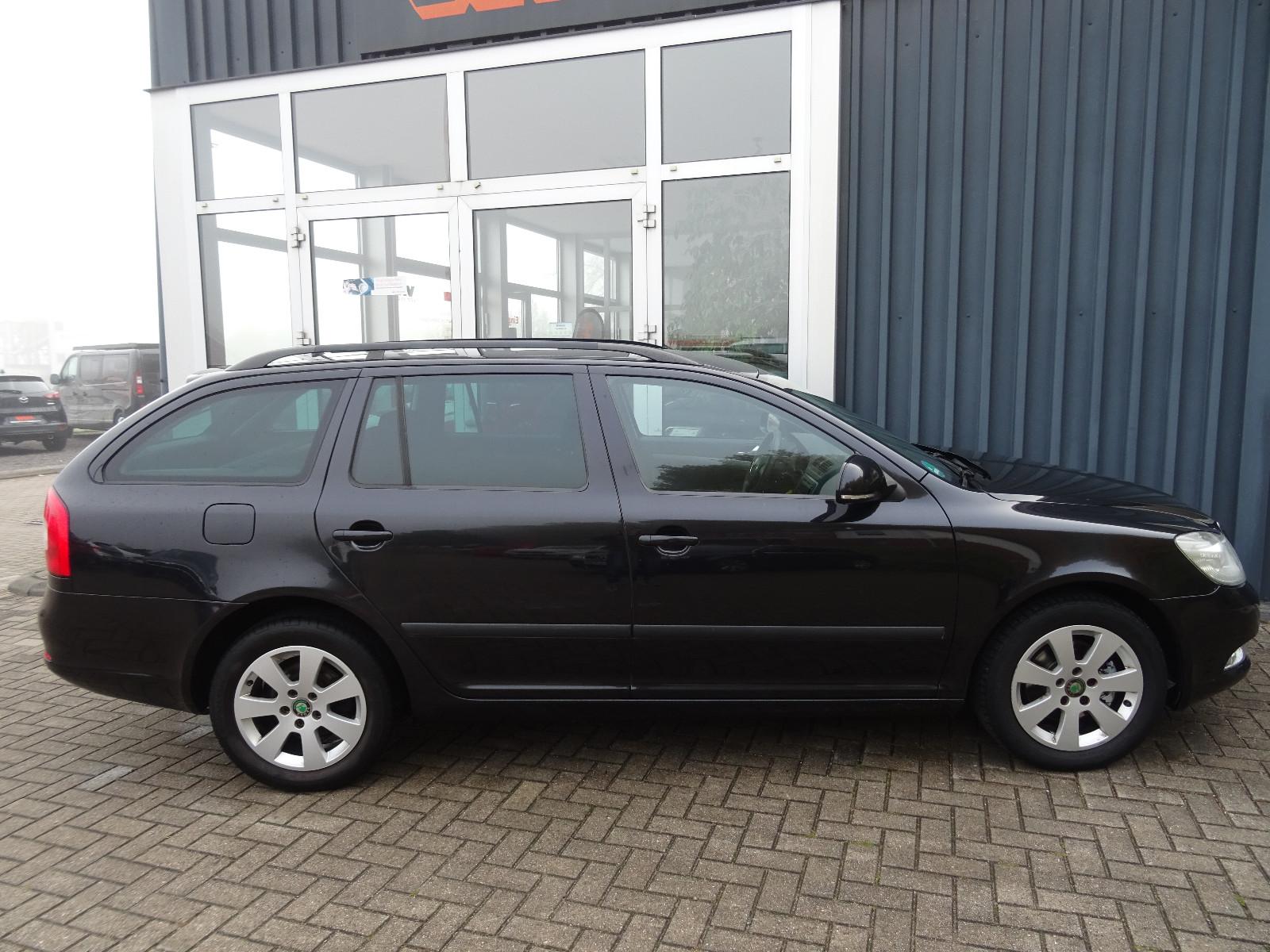 Skoda Octavia 2012 — photo 7