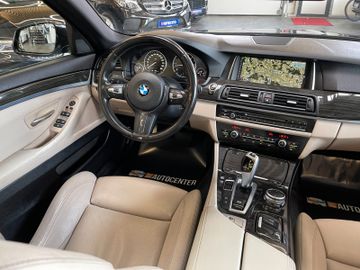 BMW 530 d xDrive *M-PAKET*HUD*AHK*BI-XENON*PANO*STHZ