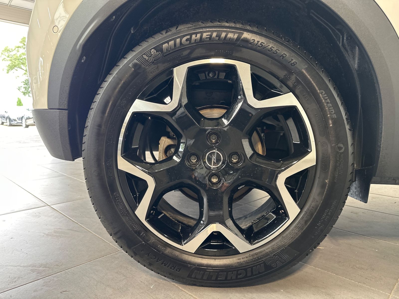 Fahrzeugabbildung Opel Mokka-e Ultimate NAV+MATRIX+ACC+KAMERA+SHZ+18ZO
