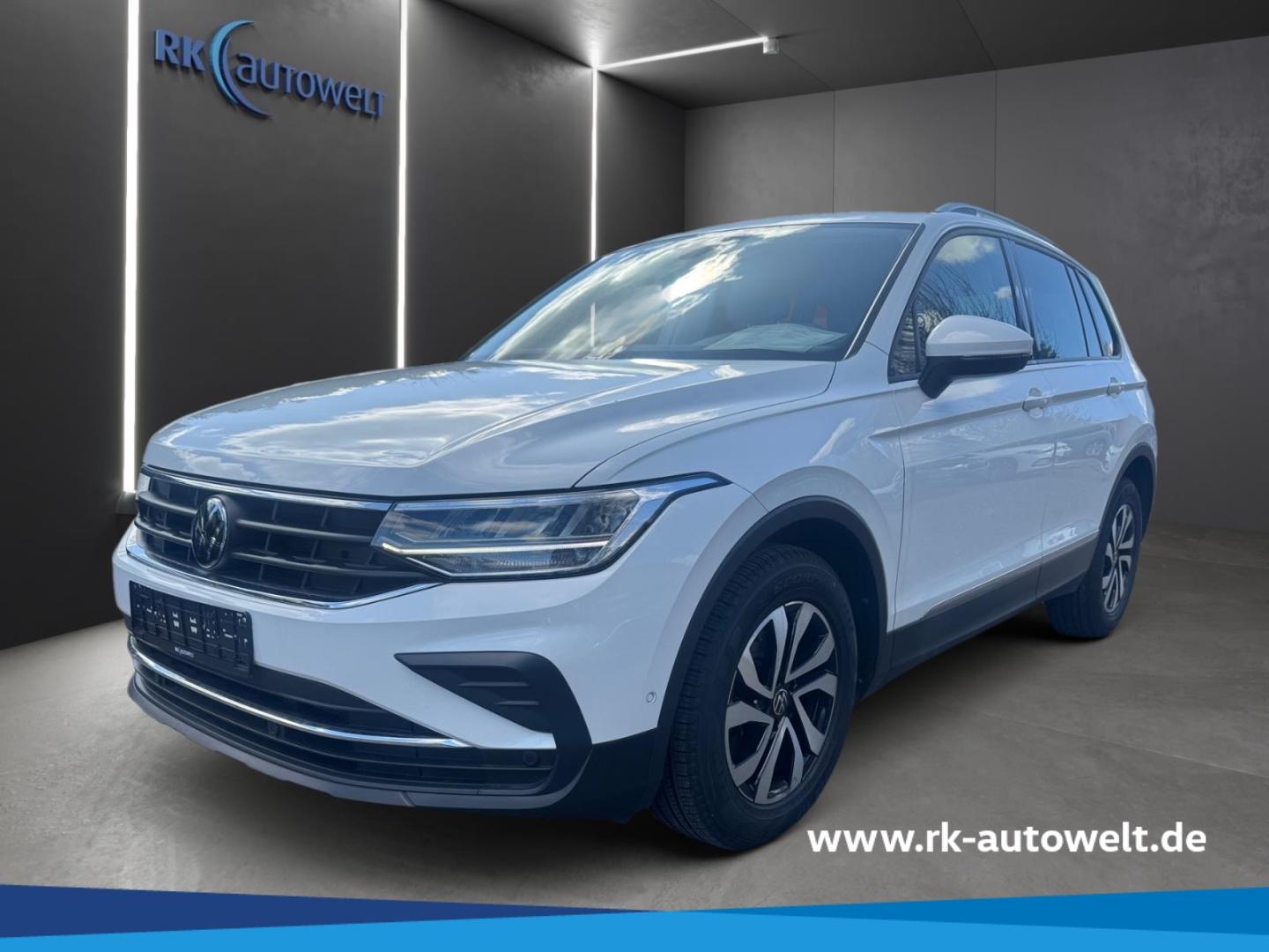 Volkswagen Tiguan Active 1.5 TSI LED Navi AHK Climatronic