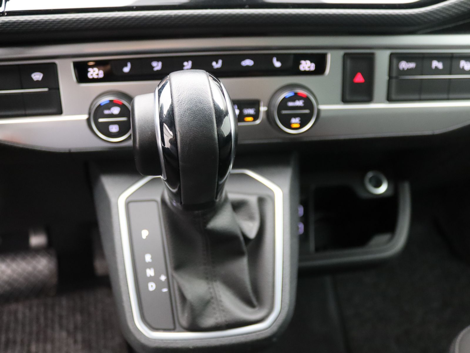Volkswagen T6 California - Bild 18
