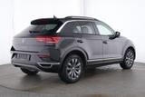 Volkswagen T-Roc Sport 1.5 TSI Pano*Tempo*Nav*PDC*RFK*SH - Volkswagen Gebrauchtwagen in Frankfurt