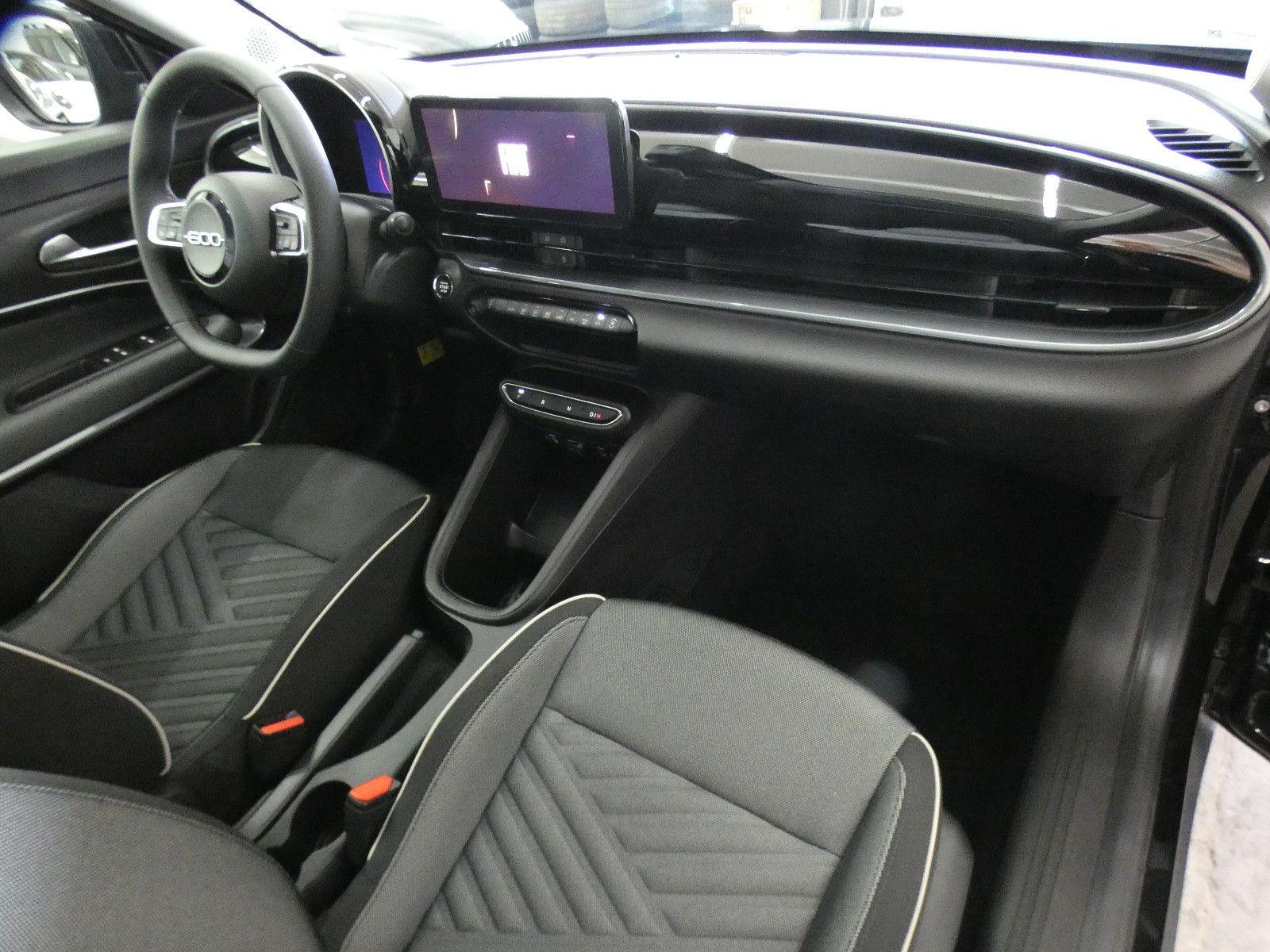 Fiat 600 1.2 Hybrid STYLE*LED*CARPLAY*KAMERA*HAGEL