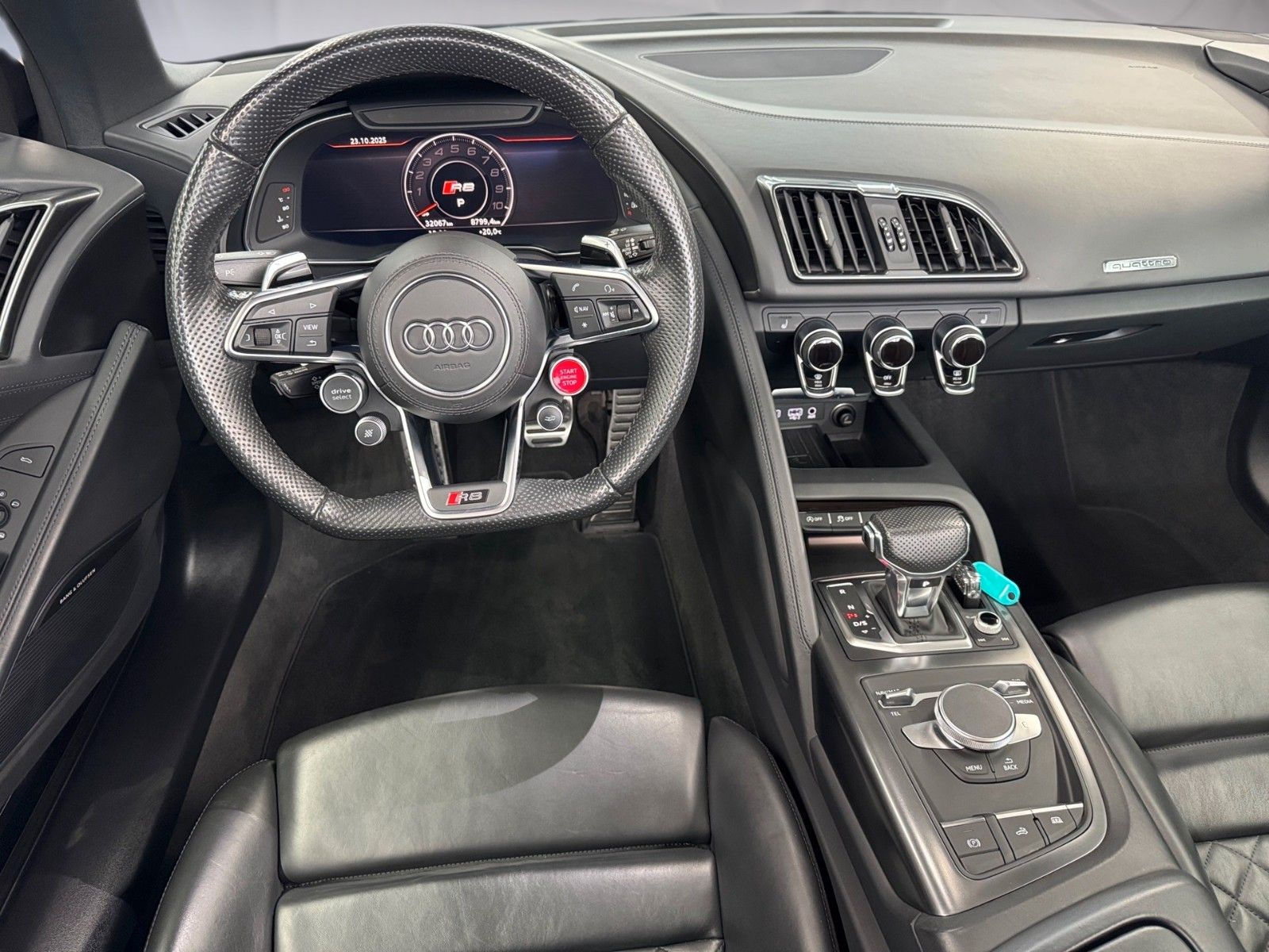 Fahrzeugabbildung Audi R8 Spyder 5.2 FSI quattro performance*B&O*KAMERA