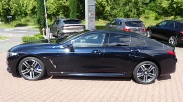 BMW 840 - 8