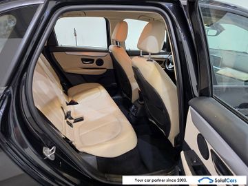 BMW 225 Active Tourer - 12