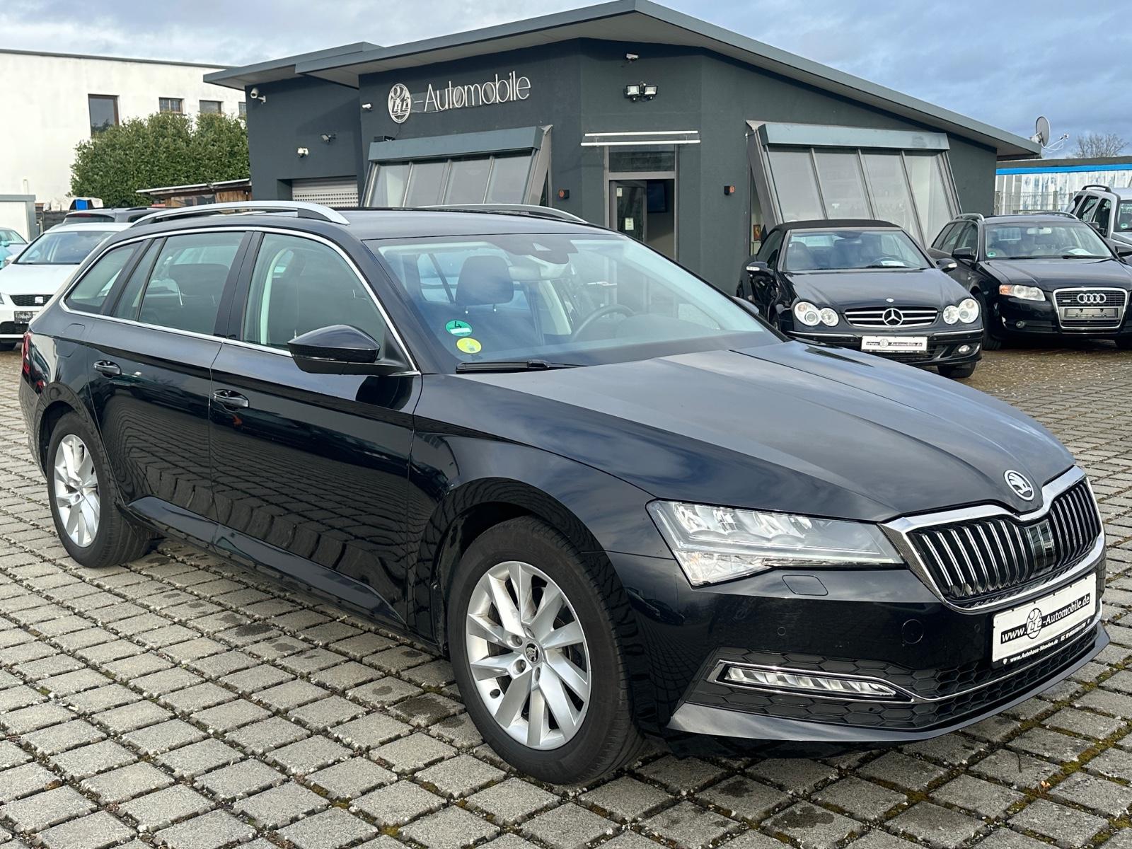 Skoda Superb Combi Style DSG *ACC*LED*NAVI*KEY-LESS*